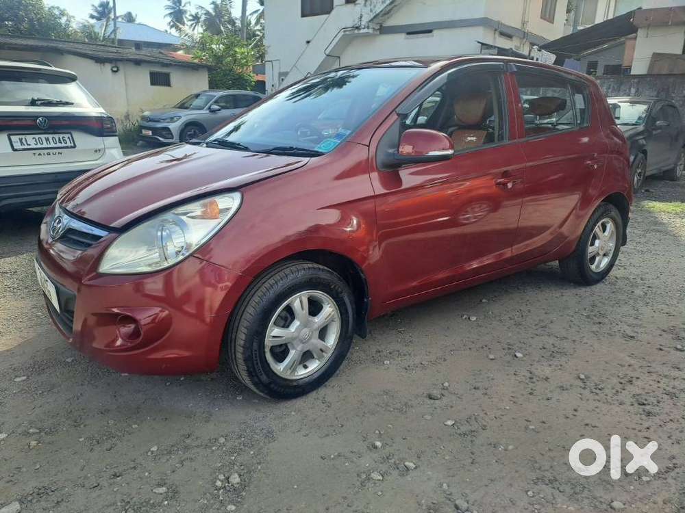 Hyundai I20 Sportz Petrol, 2011, Petrol