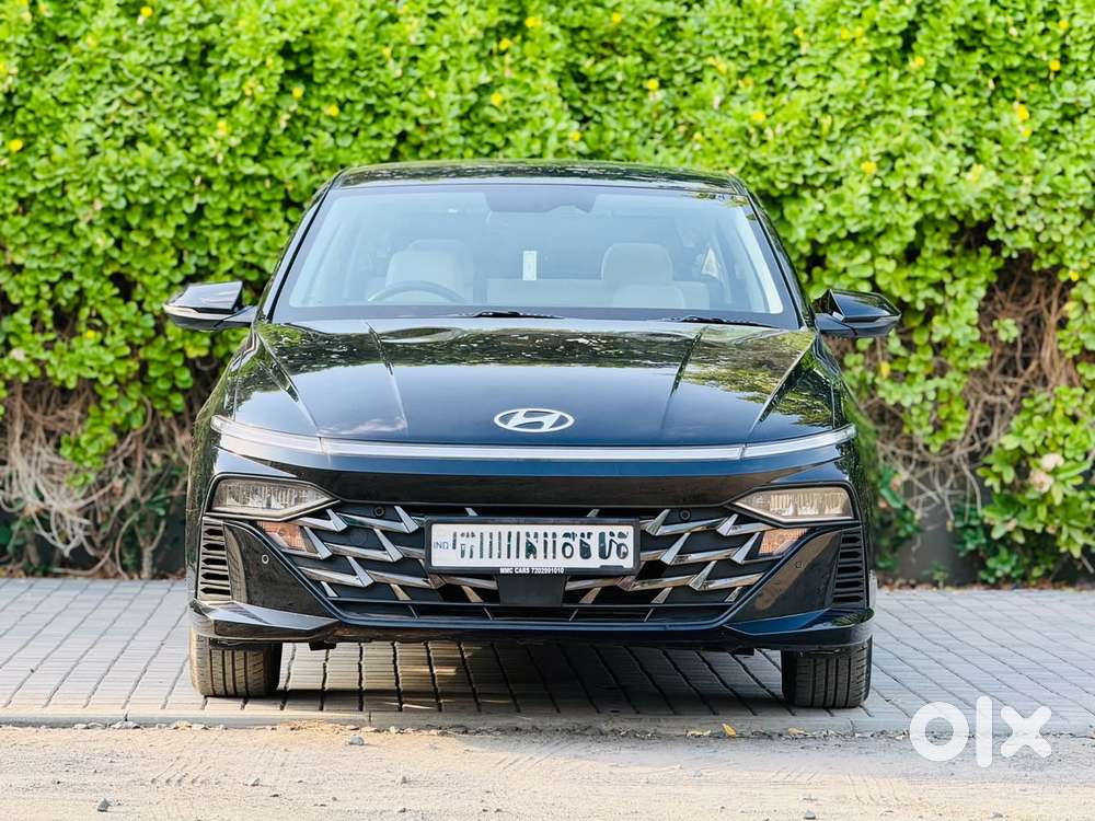 Hyundai Verna 1.5 Sx (o) Petrol Mt, 2023, Petrol