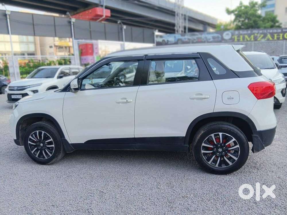 Maruti Suzuki Brezza Zxi Plus Smart Hybrid, 2020, Petrol