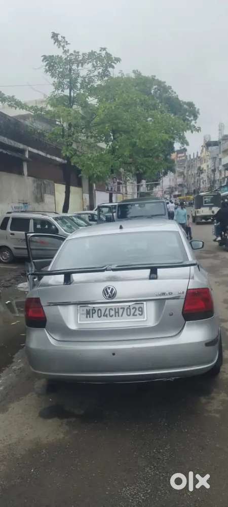 Volkswagen Vento 1.6 Plus 2012