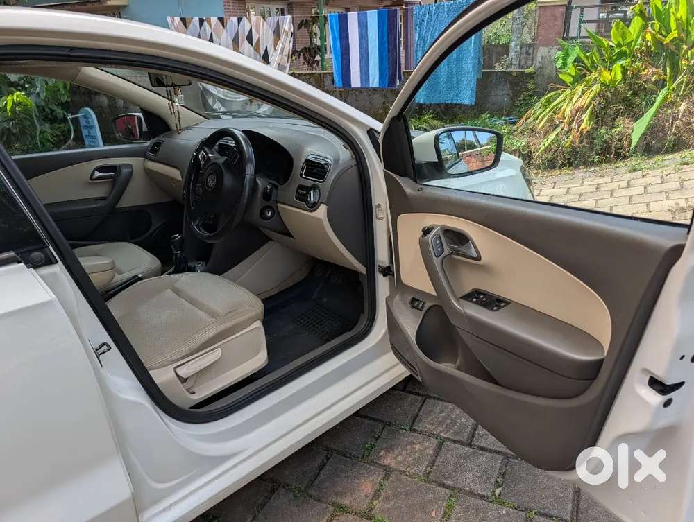 Volkswagen Vento Highline 2014 Year