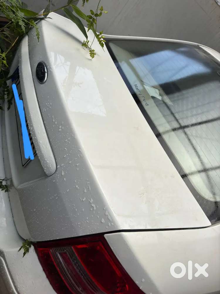 Ford Fiesta 2015 Petrol Well Maintained.