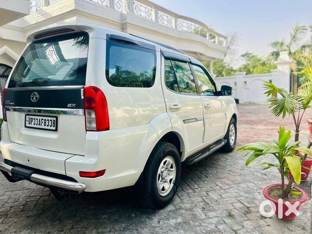 Tata Safari Storme 2015 Diesel 80000 Km Driven