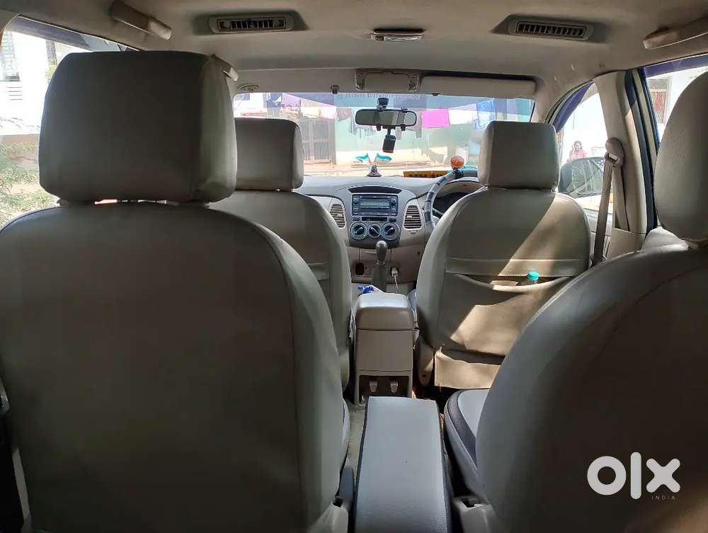 Toyota Innova 2.5 G