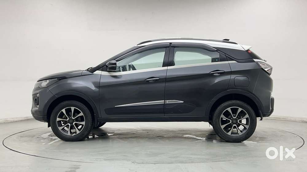 Tata Nexon 1.2 Revotron Xza Plus (o) Dual Tone, 2020, Petrol