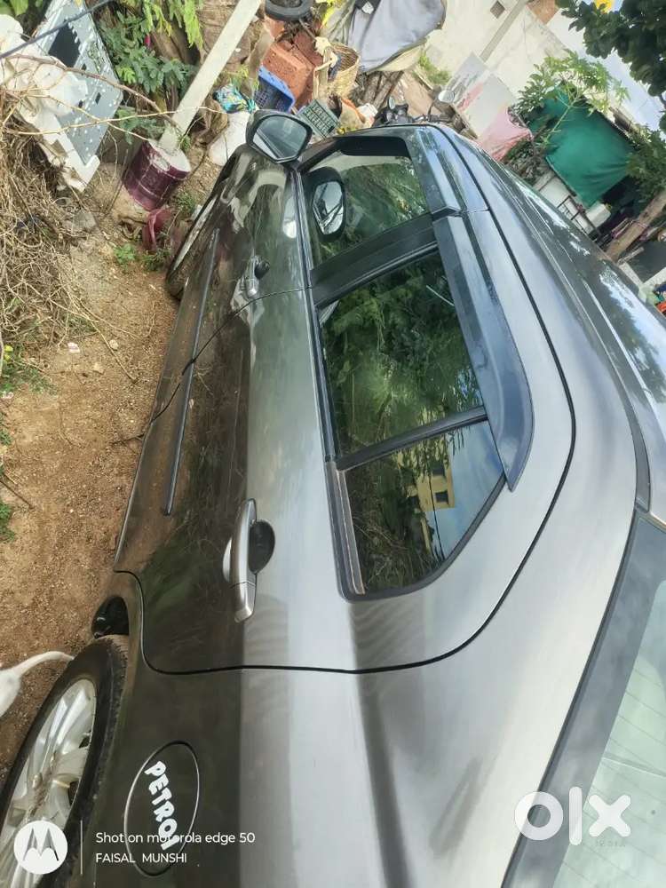 Maruti Suzuki Dzire 1.2 2015