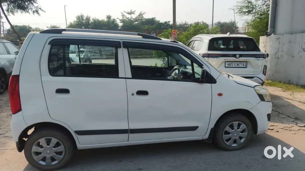 Maruti Suzuki Swift Vxi 2024