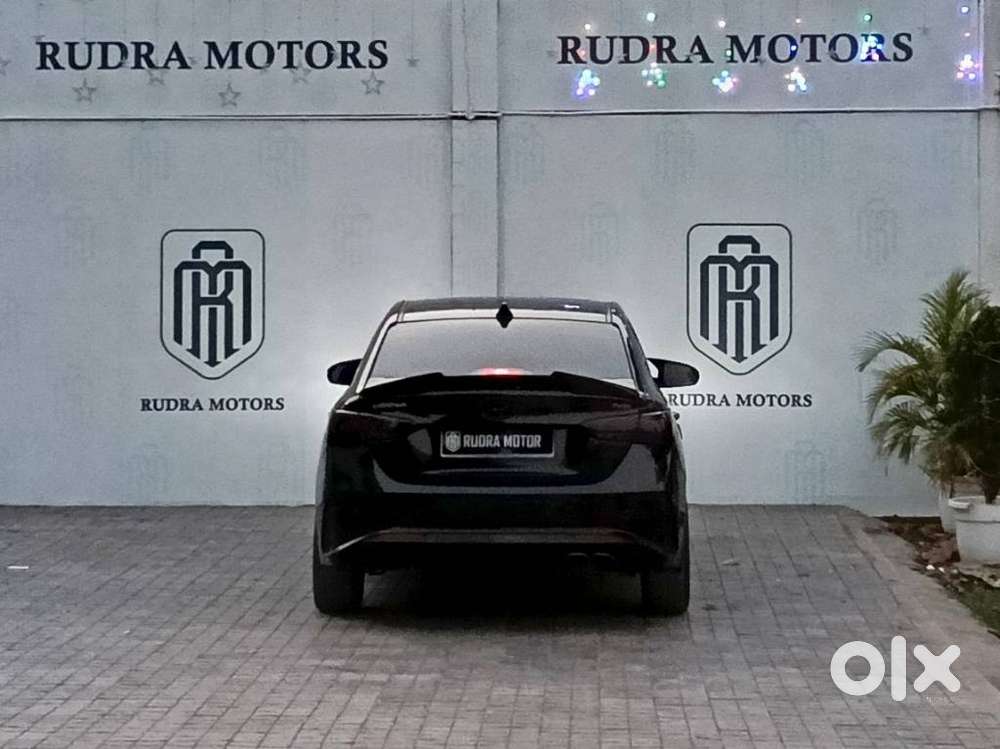 Hyundai Verna 1.0 Sx (o) Turbo Gdi Dct, 2022, Petrol