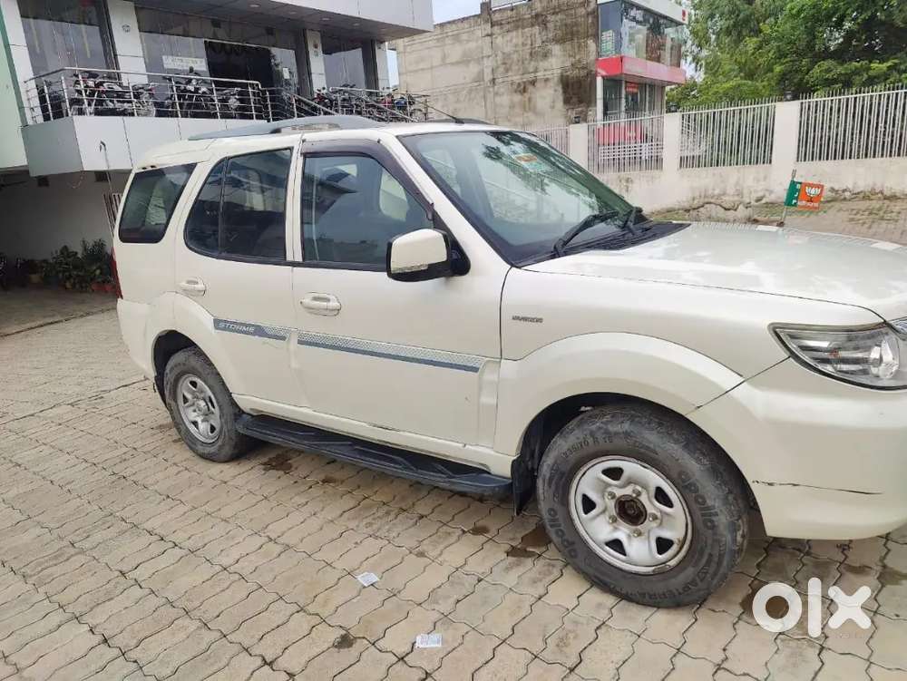 Tata Safari Storme 2017 Diesel Well Maintained