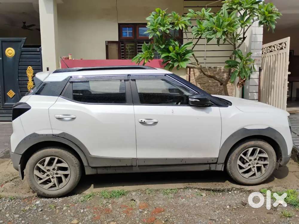 Mahindra Xuv 3xo Petrol 2024