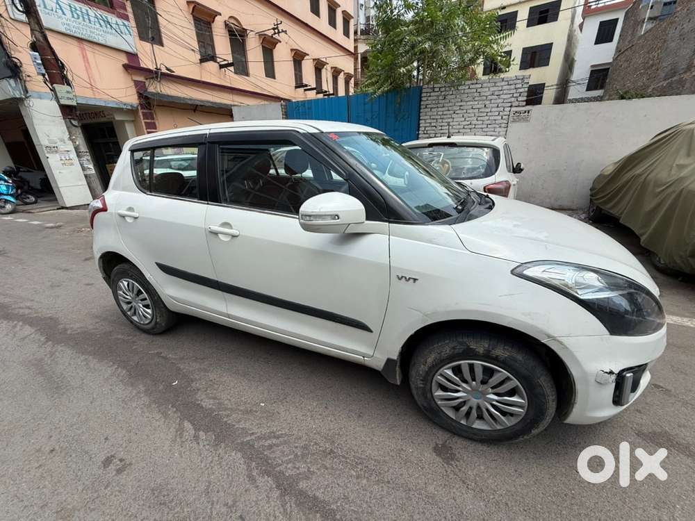 Maruti Suzuki Swift 2016 Vxi Ags