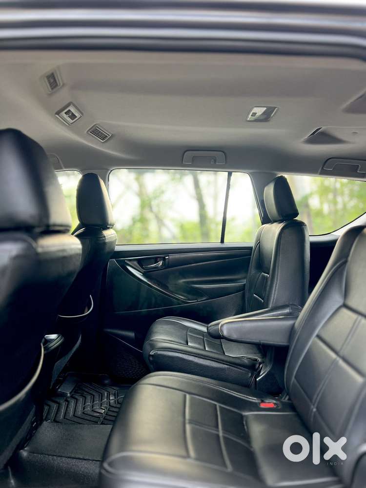 Toyota Innova Crysta [2020-ongoing] 2.4 Gx At 7 Str, 2022, Diesel