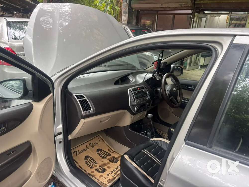 Hyundai I20 Sportz 2012