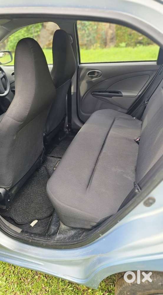 Toyota Etios Liva G, 2011, Petrol