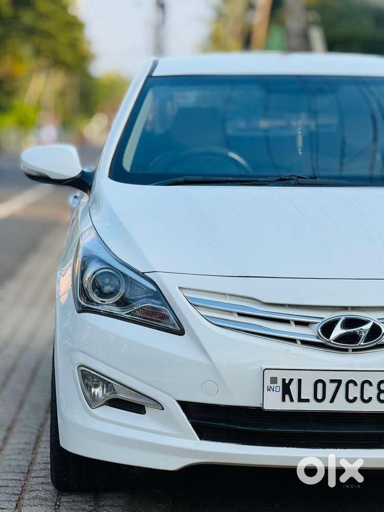 Hyundai Fluidic Verna 2015 Diesel Well Maintained