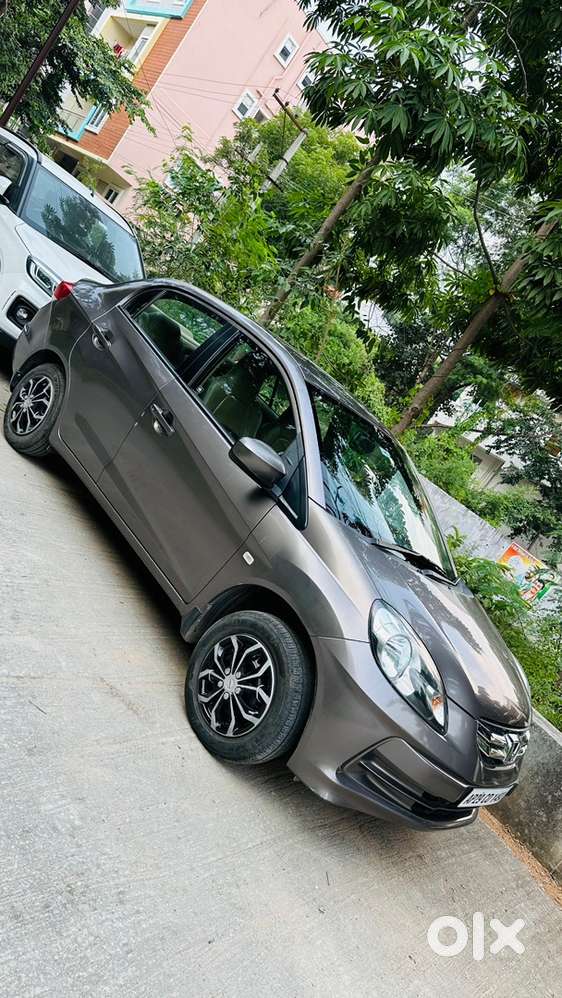 Honda Amaze  Family Used  Well Maintained  Smooth Engine  No Issue