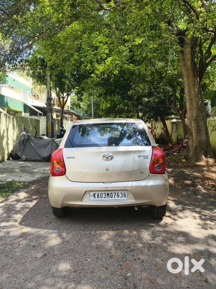 Toyota Etios Liva 2012