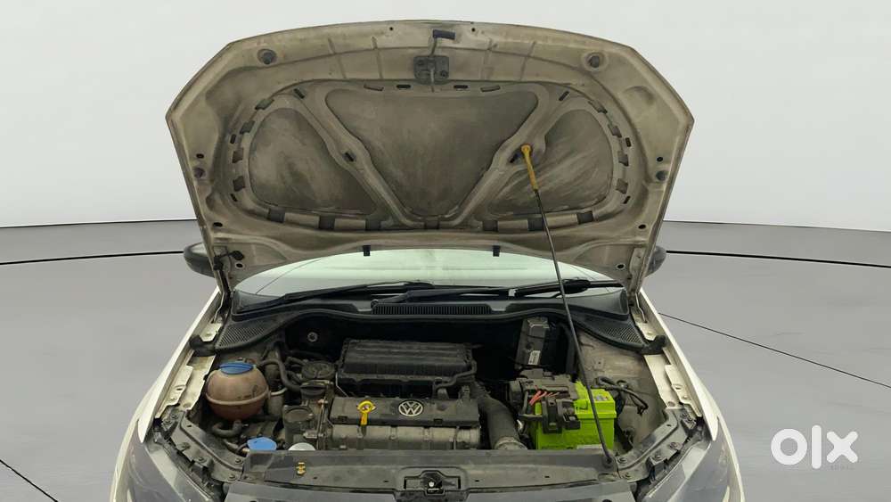 Volkswagen Vento 1.6 Highline, 2016, Petrol