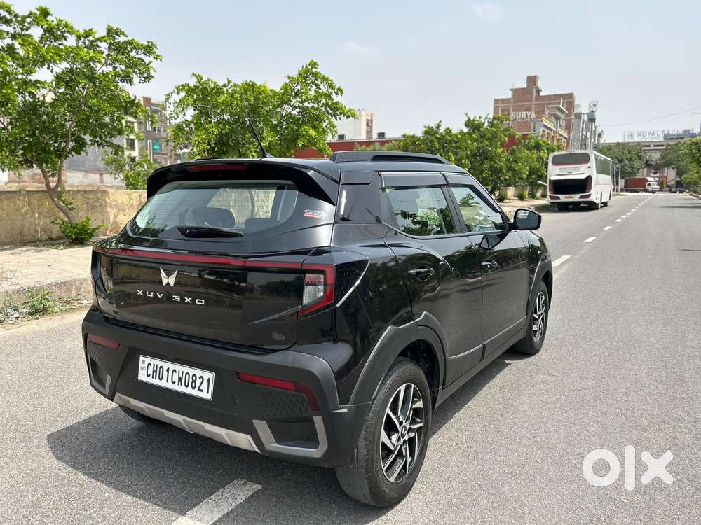 Mahindra Xuv 3xo Ax5 Pm At, 2024, Petrol