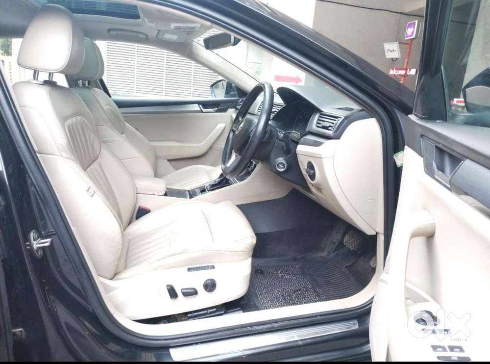 Skoda Superb Style 1.8 Tsi At, 2017, Petrol