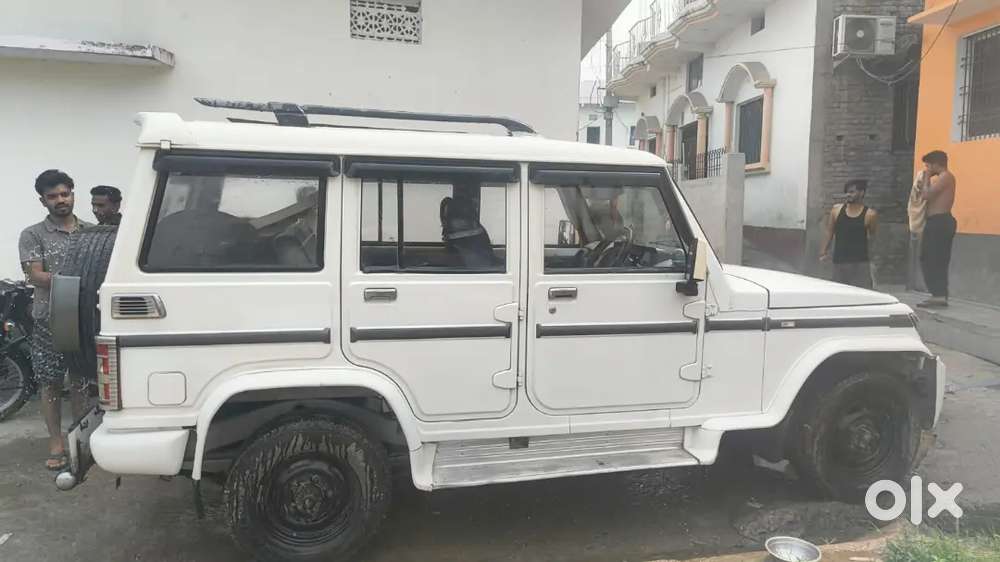 Mahindra Bolero Neo 2013