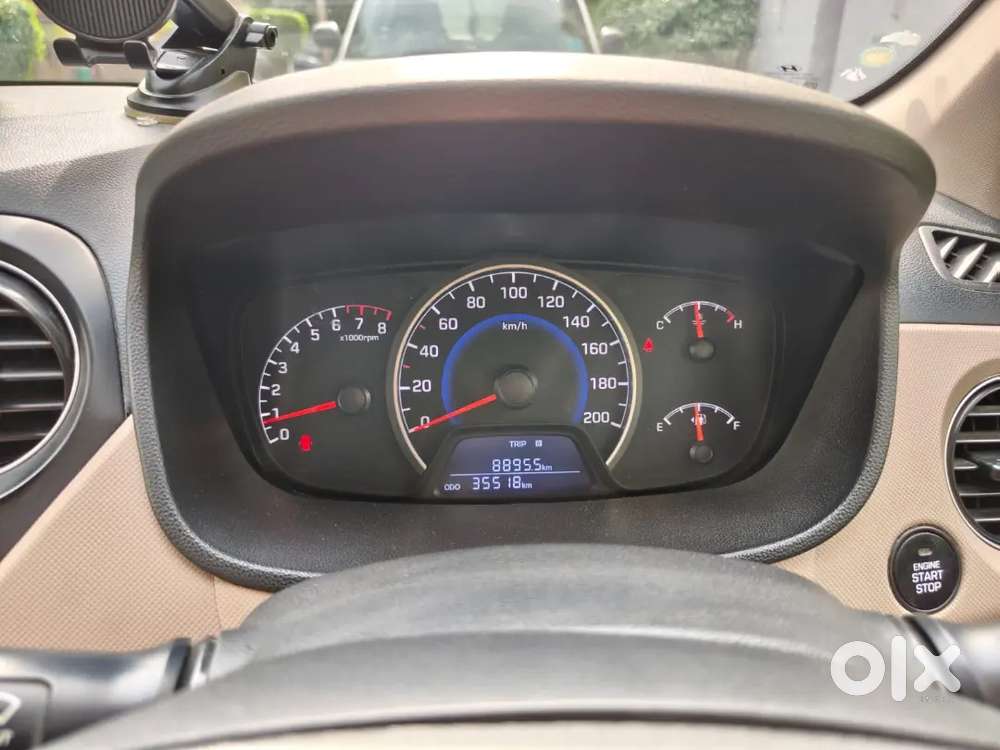 Hyundai Grand I10 2017 Petrol 35000 Km Driven