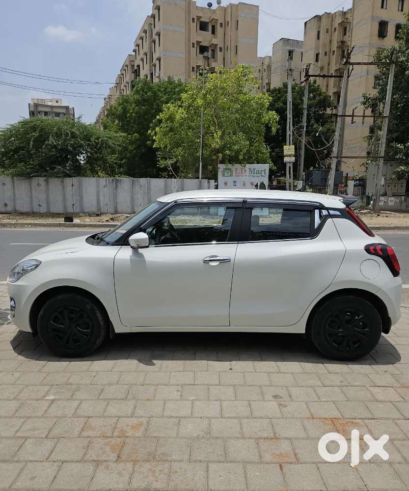 Maruti Suzuki Swift 2023 Petrol Manual 59000 Km