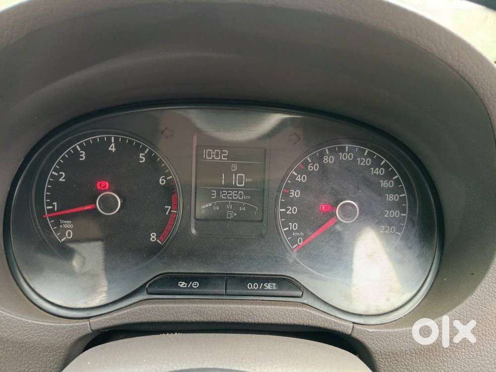 Volkswagen Vento Petrol Highline, 2015, Petrol
