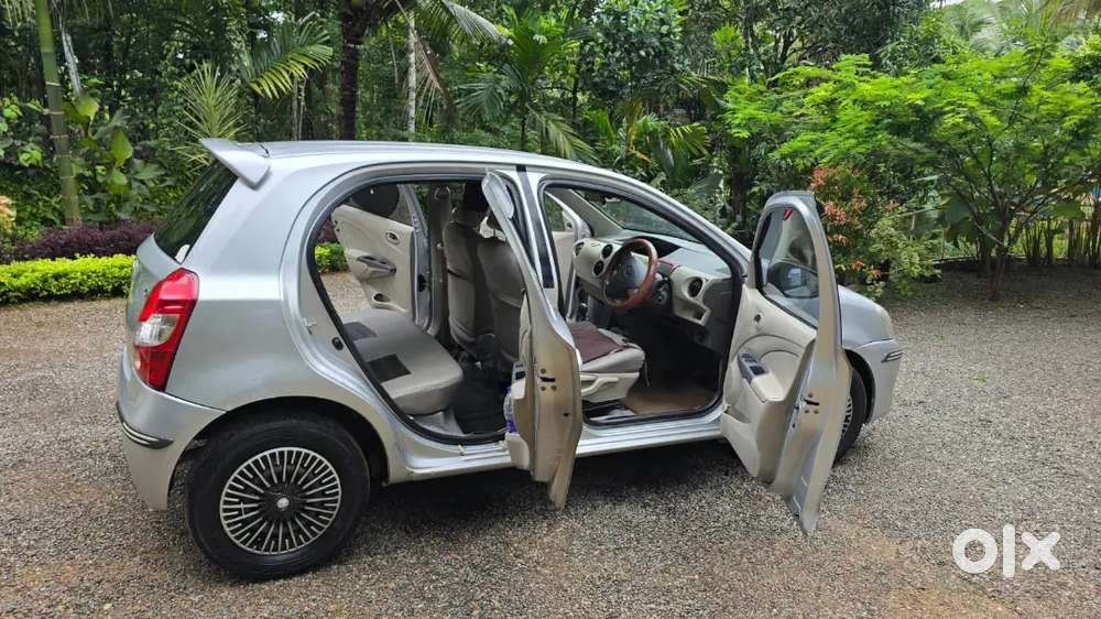 Toyota Etios Liva 2014