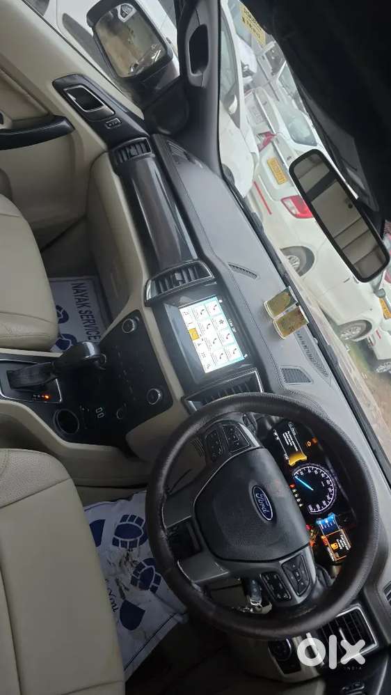 Ford Endeavour 2.2at Panaromic Sunroof 2018