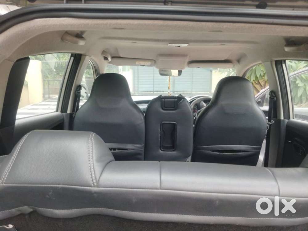 Mahindra Kuv 100 Mahindra-kuv-100-g80-k4-plus, 2018, Diesel