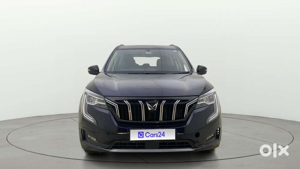 Mahindra Xuv700 2.0 Ax 5 Petrol At Str, 2023, Petrol
