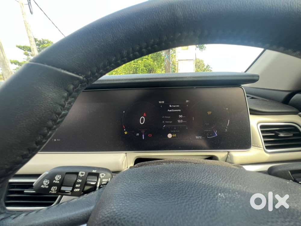Mahindra Xuv700 2023 Petrol