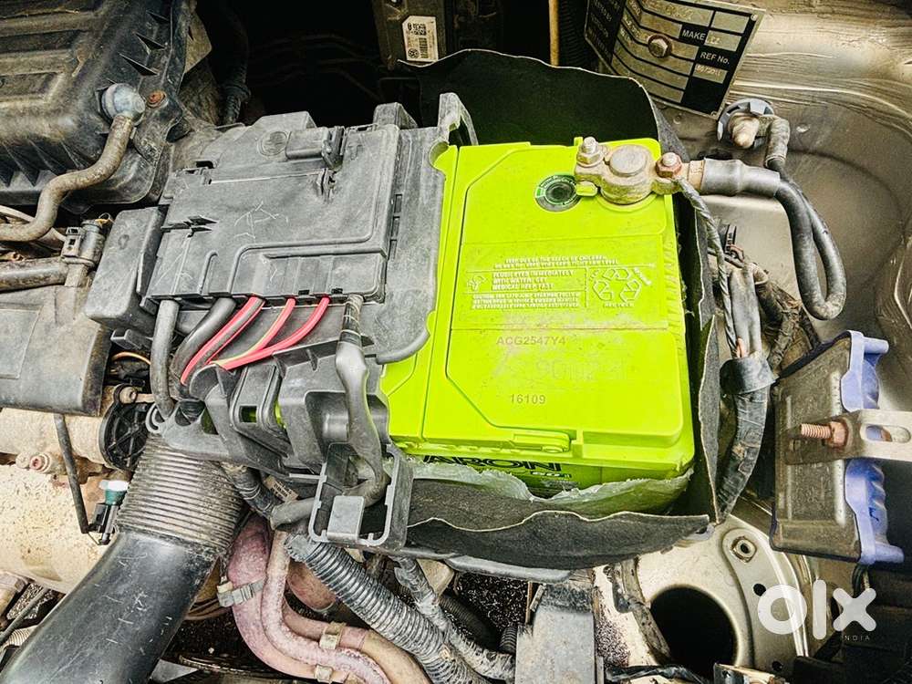 Volkswagen Vento Petrol Manual 2011