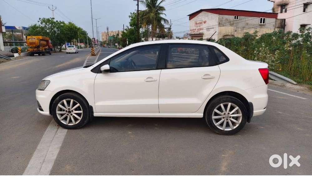 Volkswagen Ameo 1.5 Tdi Highline At 16 Alloy, 2018, Diesel