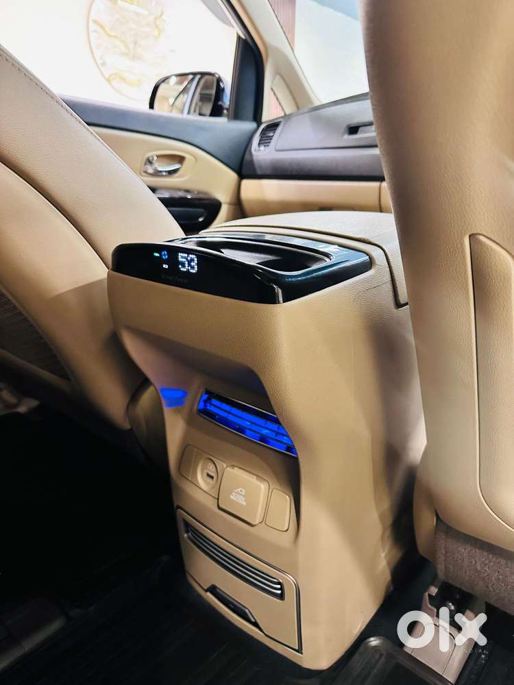 Kia Carnival Limousine Plus 7 Str, 2023, Diesel