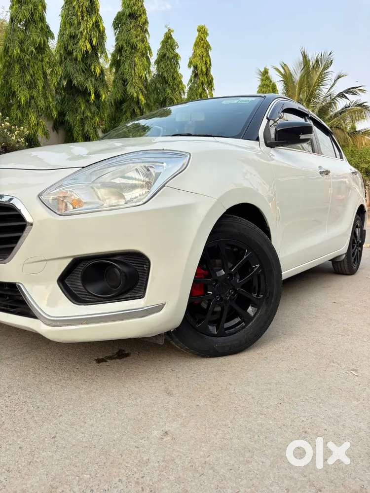 Maruti Suzuki Dzire 2017 Petrol Well Maintained