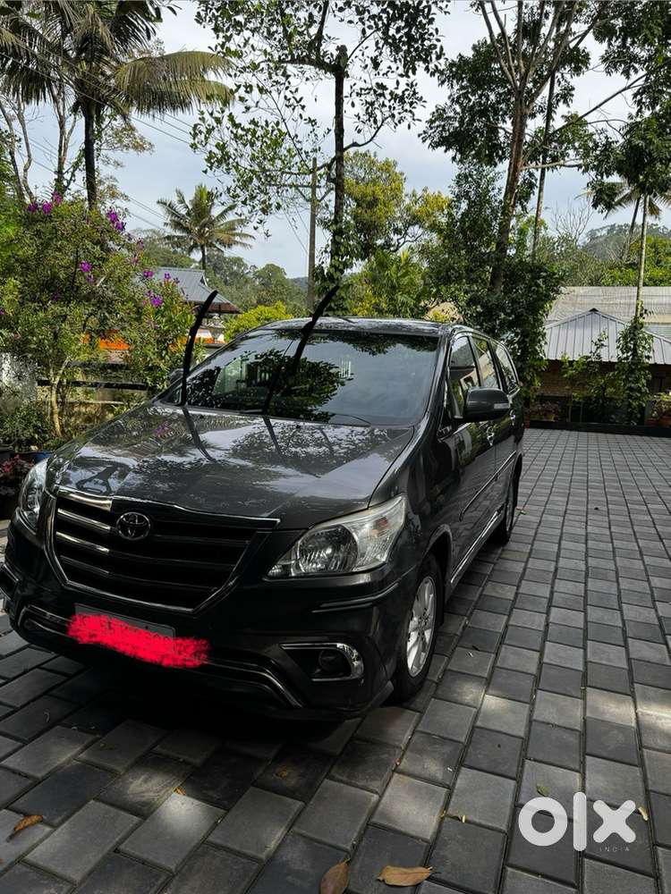 Toyota Innova Diesel 2012
