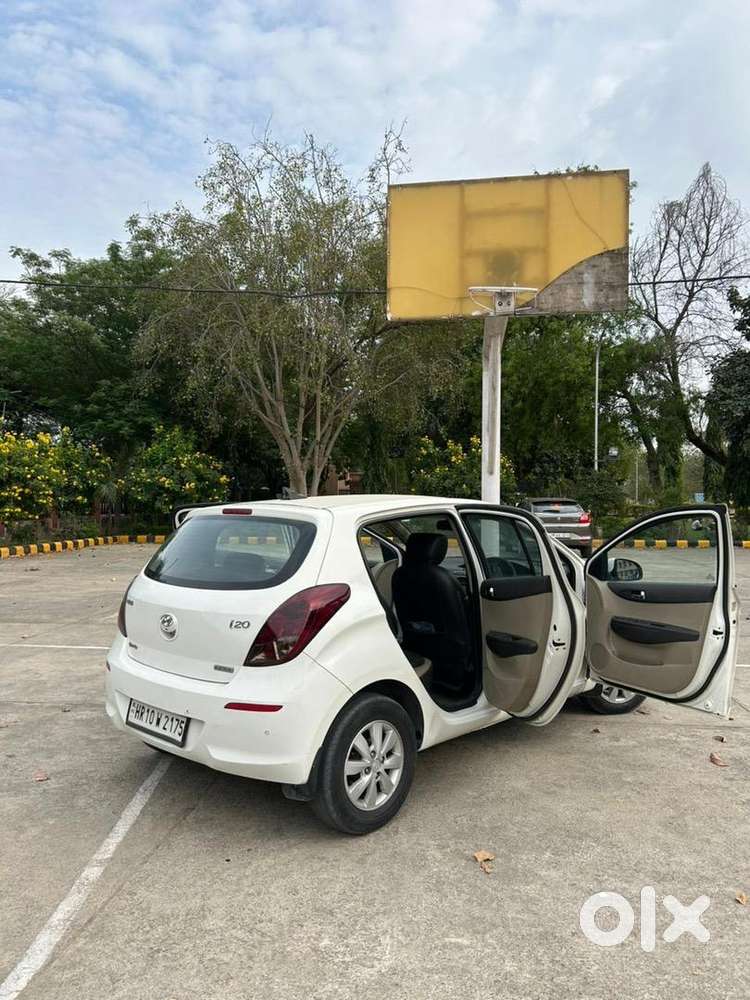 Hyundai I20 2014 Diesel 80870 Km Driven
