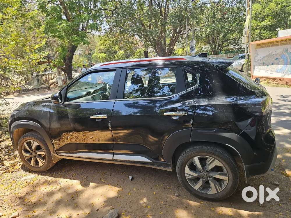 Nissan Magnite 2025petrol Well Maintained