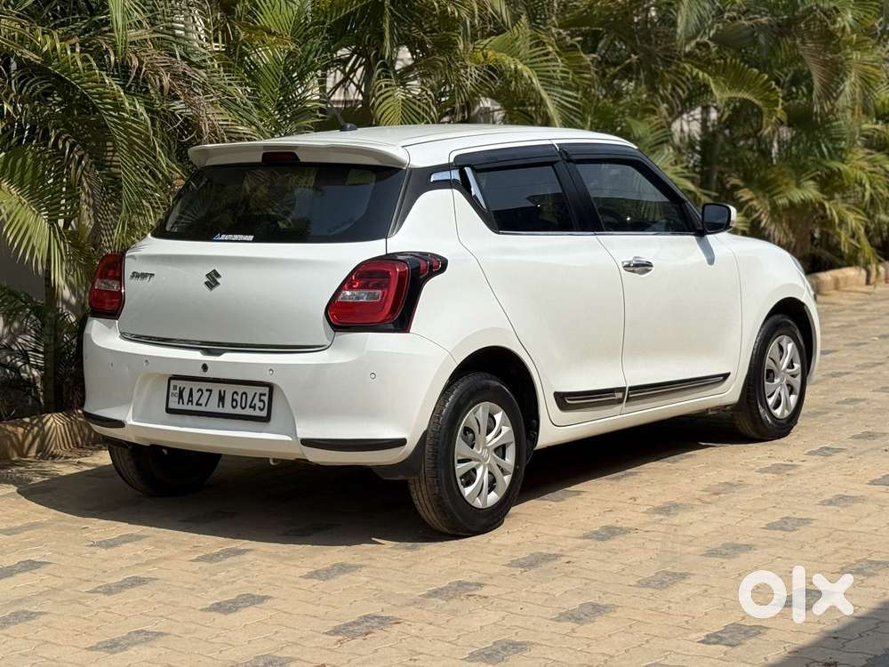 Maruti Suzuki Swift Vxi + Manual, 2020, Petrol