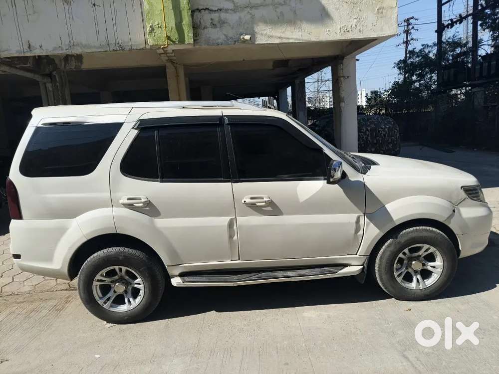 Good Condition Tata Safari Strome Vx Top Model