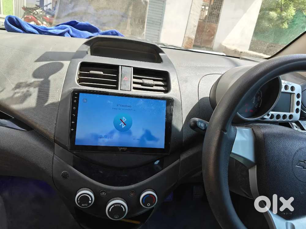 Chevrolet Beat Petrol 2012