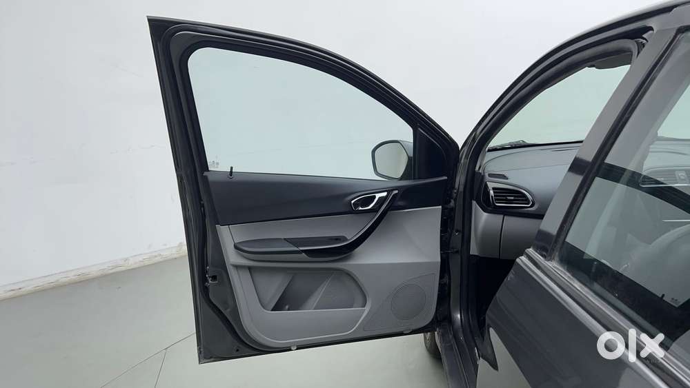 Tata Tiago 1.2 Revotron Xz Plus, 2020, Petrol