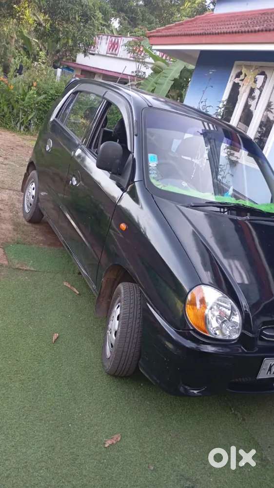 2028 Oct Paper Neat And Condition Car Black Santro