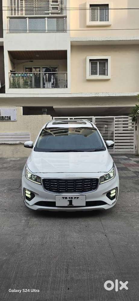 Kia Carnival Limousine Plus 7 Str, 2021, Diesel