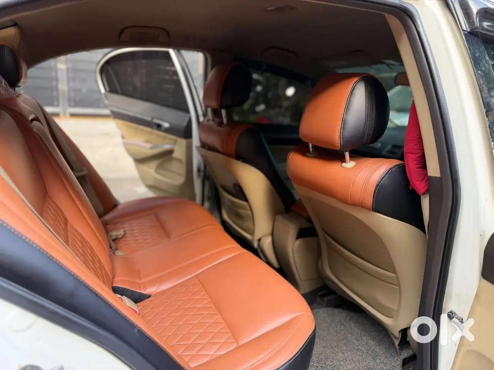 Honda Civic 1.8 V 2011