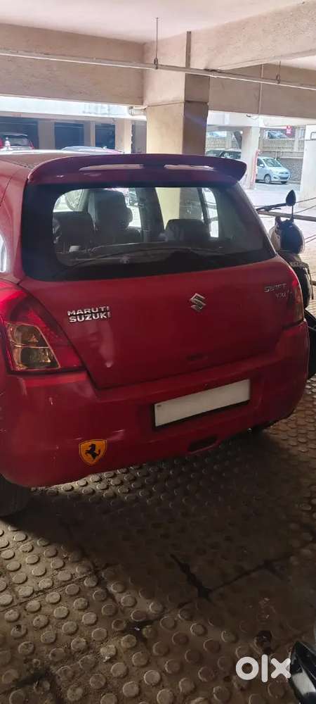 Maruti Suzuki Swift 2010 Petrol
