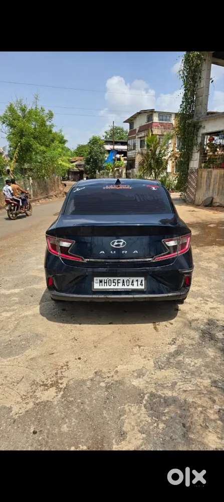 Title: Hyundai Aura 2023 Top Model | Single Owner | New Tyres