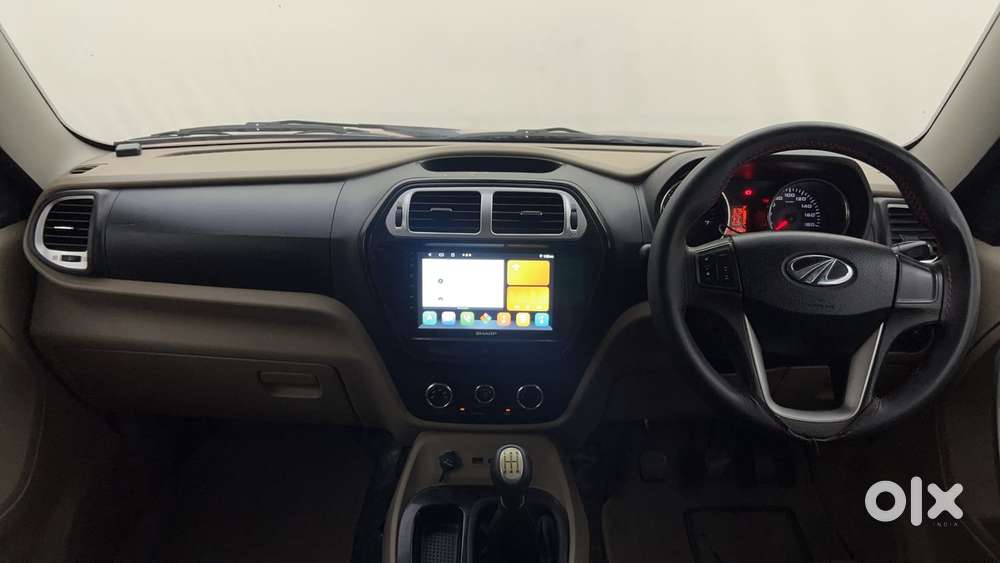 Mahindra Tuv 300 Mhawk100 T8 Dual Tone, 2019, Diesel